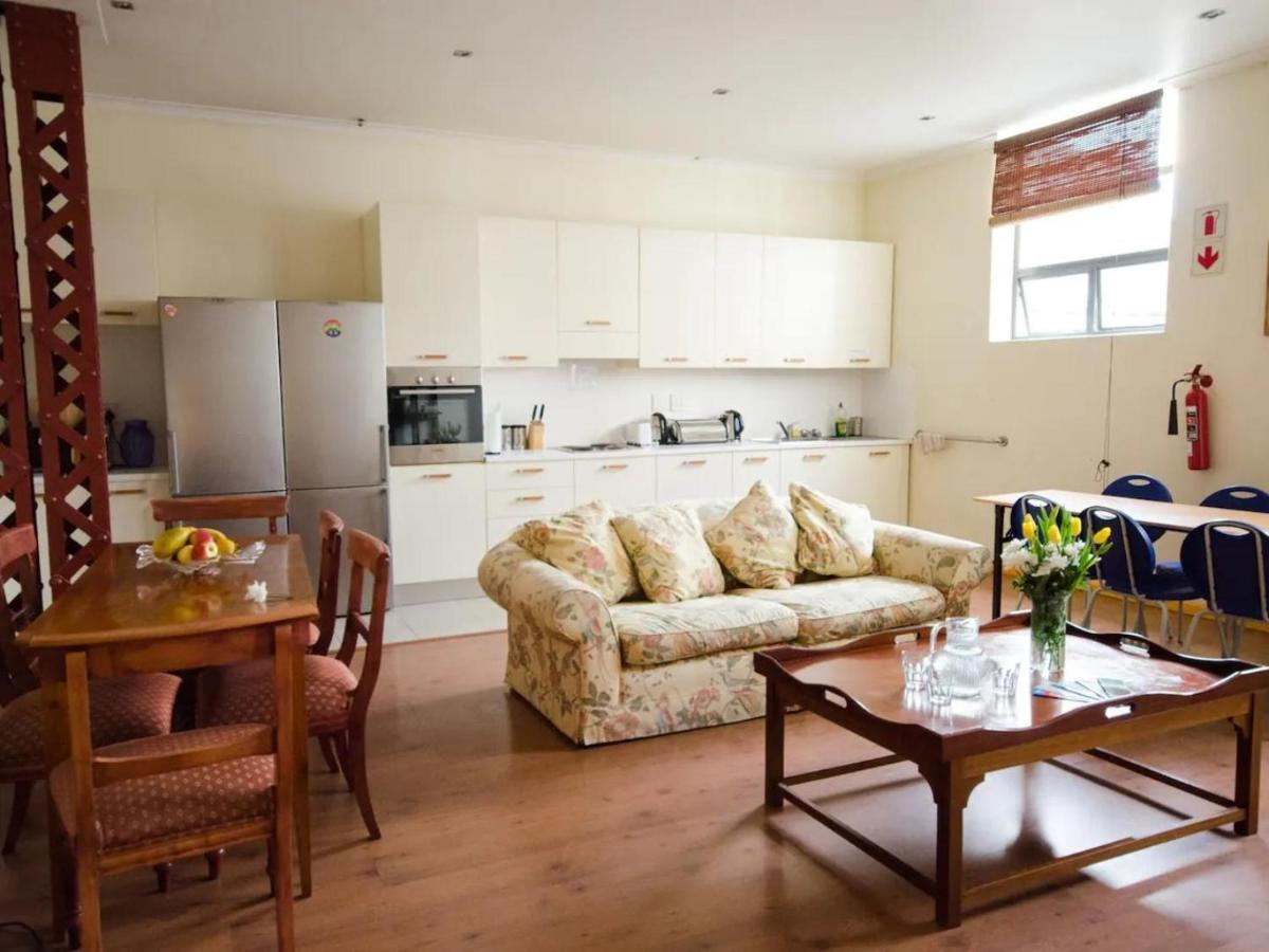 קייפטאון Scalabrini Accommodation מראה חיצוני תמונה