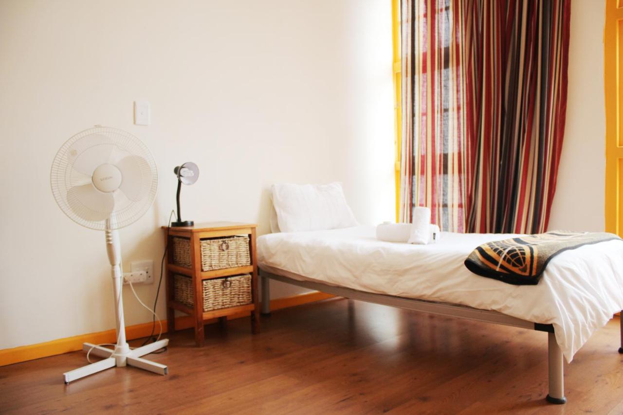 קייפטאון Scalabrini Accommodation מראה חיצוני תמונה